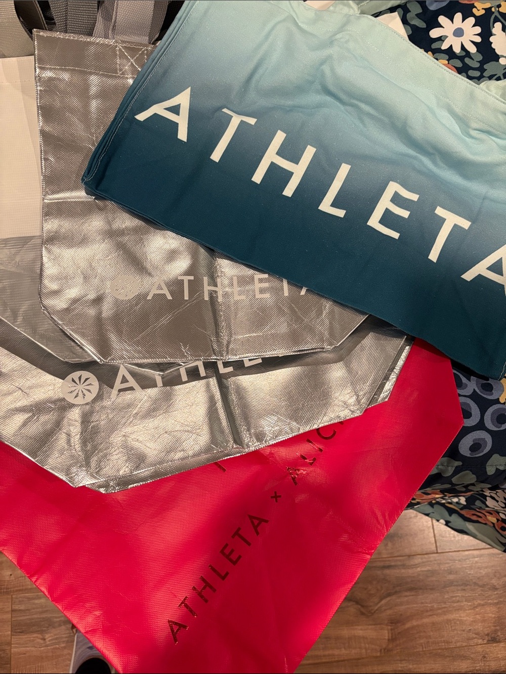 Athleta 8 bag lot